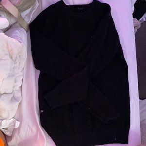 Super cute black lulu sweater